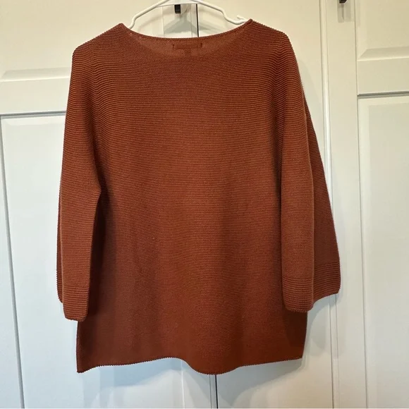 Uniqlo Women's Sweater - Brown - Picture 7 of 8